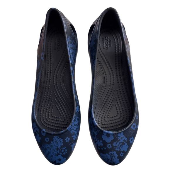 Crocs Sienna Flats Two Tone Black Blue Floral Women’s 5 Slip On Comfort - Picture 2 of 10